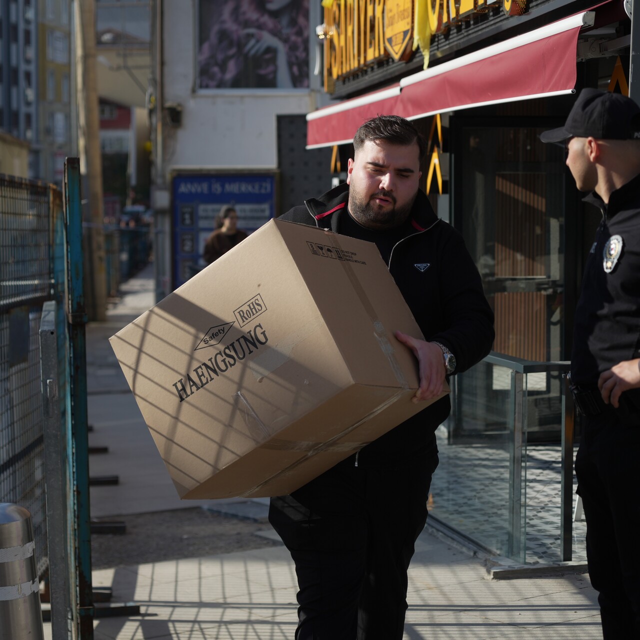 Faciadan sonra 12 bina mühürlendi!