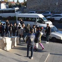 Öğretmen olmak için kente geldi, çete lideri oldu!