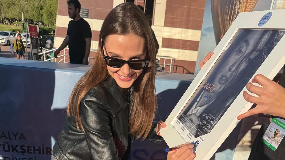 Altın Portakal'da ilgi odağı oldu