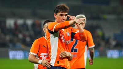 Başakşehir 3 puanı 90. dakikada aldı!