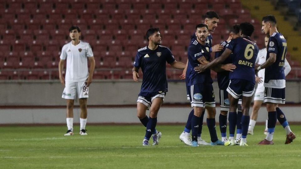 Erzurumspor, deplasmanda 3 golle kazandı!