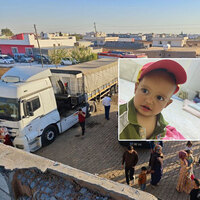 Babası TIR'ın direksiyonundaydı... Kahreden manevra!