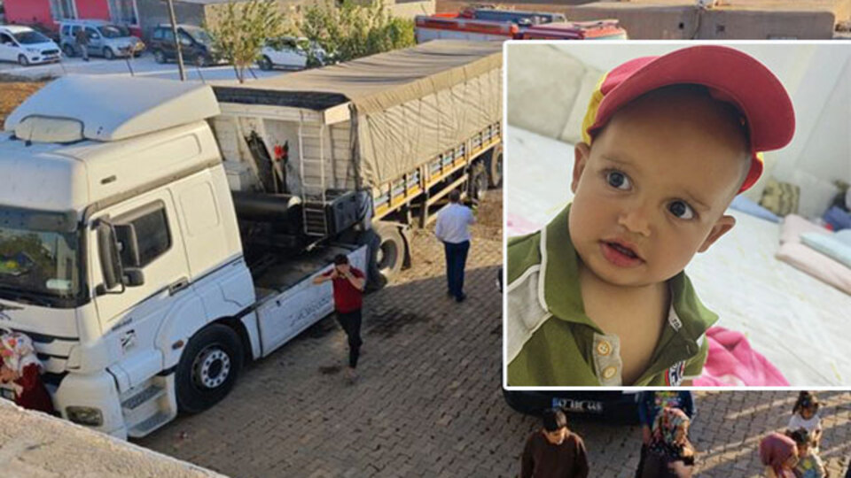 Babası TIR'ın direksiyonundaydı... Kahreden manevra!