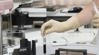 15 aylık bebeğin yemek borusundan pil ve Lego çıkarıldı