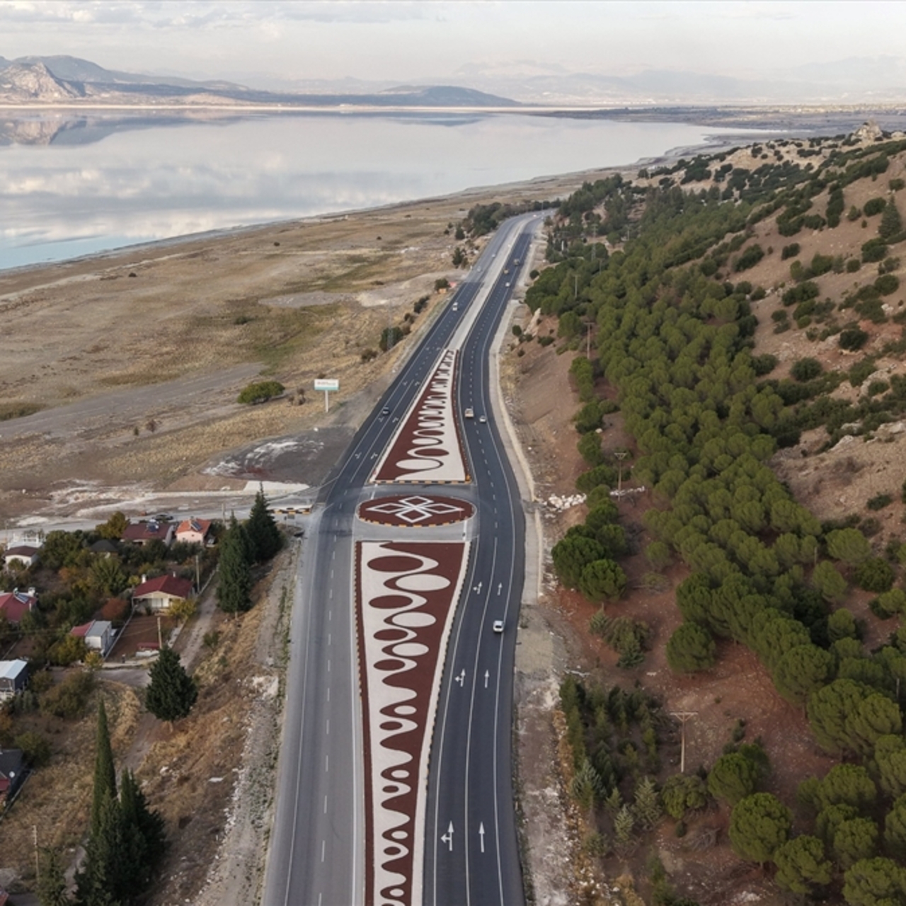 Burdur'un Yeni Yolu: Tefenni-Çavdır Yolu Hizmete Açıldı - İş-Yaşam Haberleri ve Daha Fazlası!