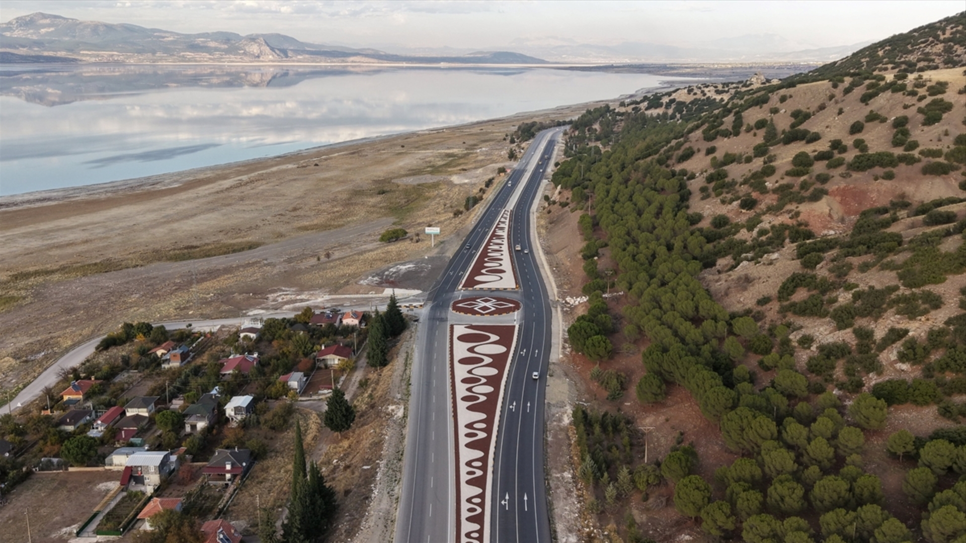 Burdur'un İki İlçesi Artık Daha Yakın! Tefenni-Çavdır Yolu Nihayet Açıldı
