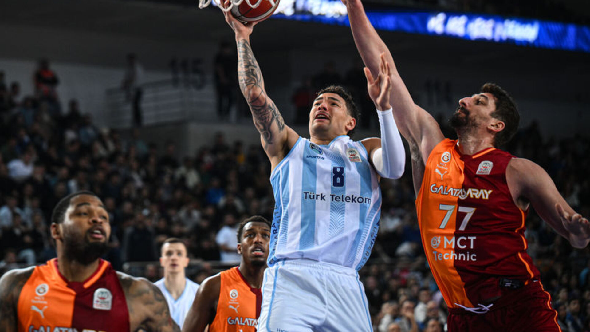 Türk Telekom'dan Tarihi Galatasaray Zaferi! MCT Technic'i 83-81 Mağlup Ettiler