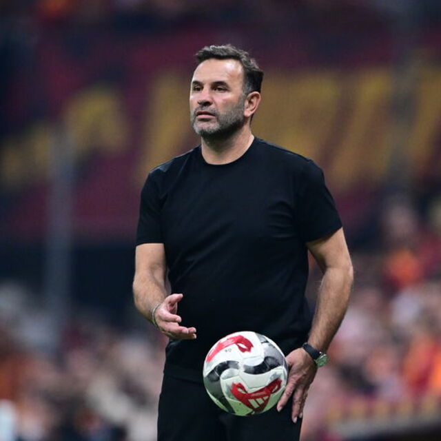 Okan Buruk'tan iki değişiklik!