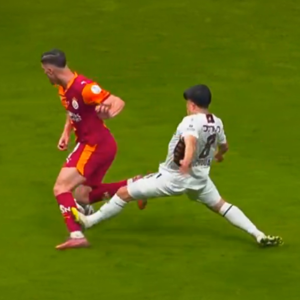 Trabzonspor 10 kişi kaldı!