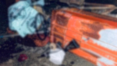 Devrilen traktörün sürücüsü öldü