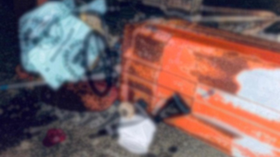 Devrilen traktörün sürücüsü öldü