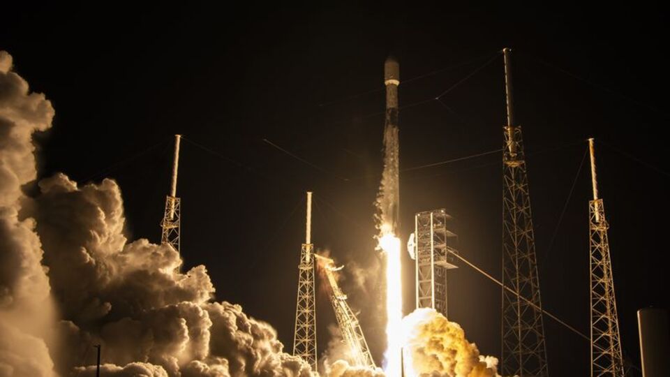 Güney Kore, beşinci casus uydusunu uzaya fırlattı