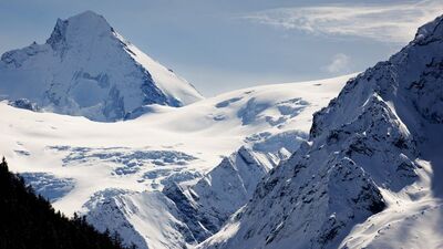 Alp Dağları'nda çığ düştü: 5 ölü