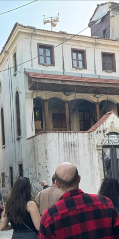 İzmir'in sokakları yapay zekayla tabloya dönüştürüldü