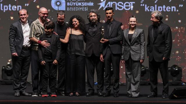 Tavşan İmparatorluğu'na 7 Altın Portakal