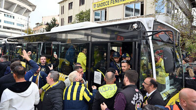 Fenerbahçe taraftarı derbi için stada geldi!