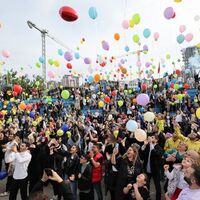 Lösemiyi yendi, balonlar uçuştu