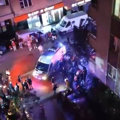 Bahçelievler'de silahlı saldırı: 1'i ağır 3 yaralı