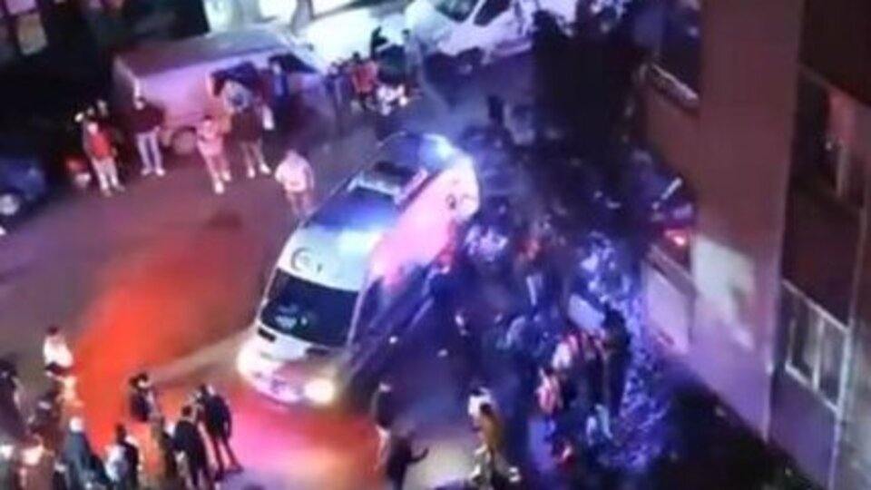 Bahçelievler'de silahlı saldırı: 1'i ağır 3 yaralı