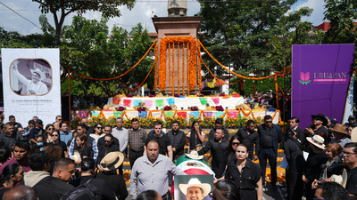 Meksikalı belediye başkanı "Ölüler Günü" kutlamalarında öldürüldü