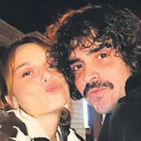 Yeni sevgilisini paylaştı