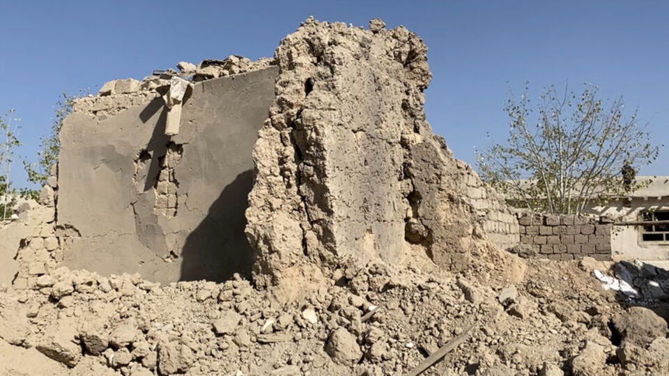 Afganistan'da 6,3 büyüklüğünde deprem