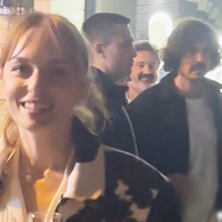 Yeni sevgilisini paylaştı