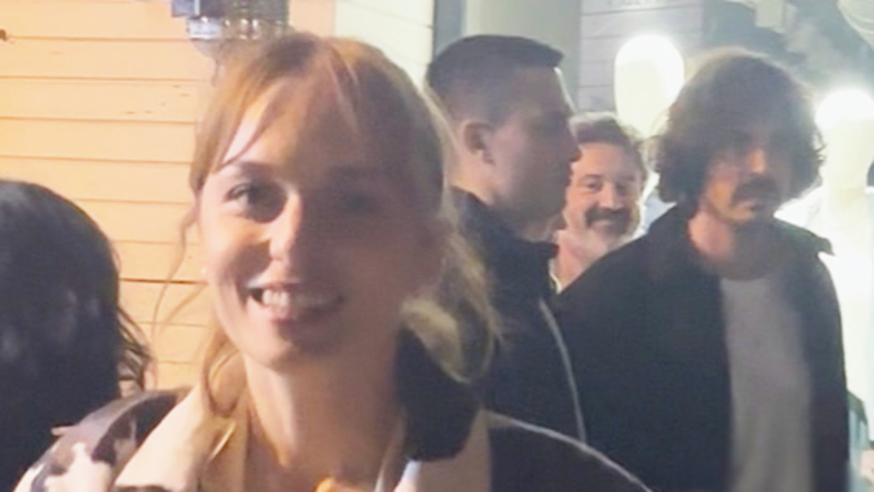 Yeni sevgilisini paylaştı