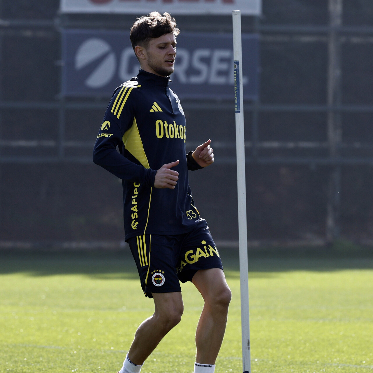 Fenerbahçe, Viktoria Plzen hazırlıklarına başladı