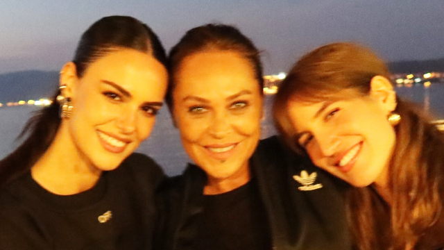 Ünlü oyuncular bir arada