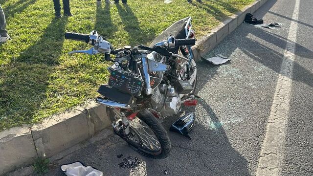 Otomobille motosiklet çarpıştı: 2 ölü