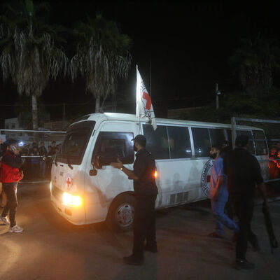 Serbest bırakılan Filistinliler Gazze'ye ulaştı