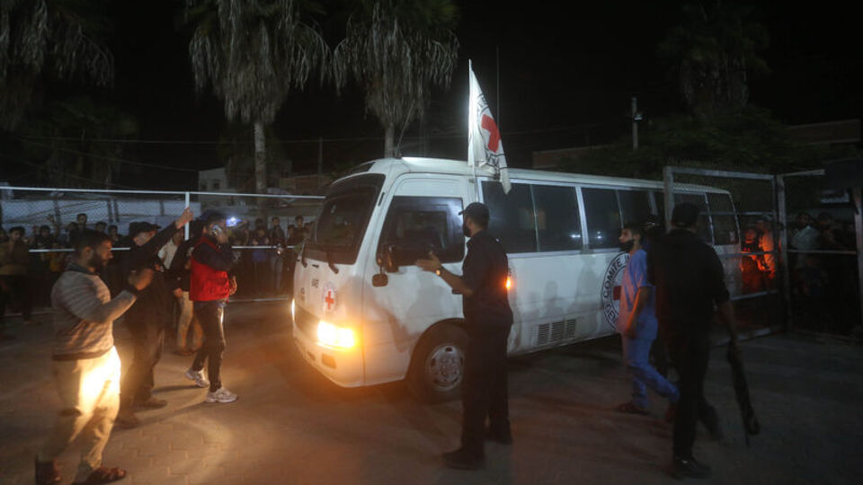 Serbest bırakılan Filistinliler Gazze'ye ulaştı