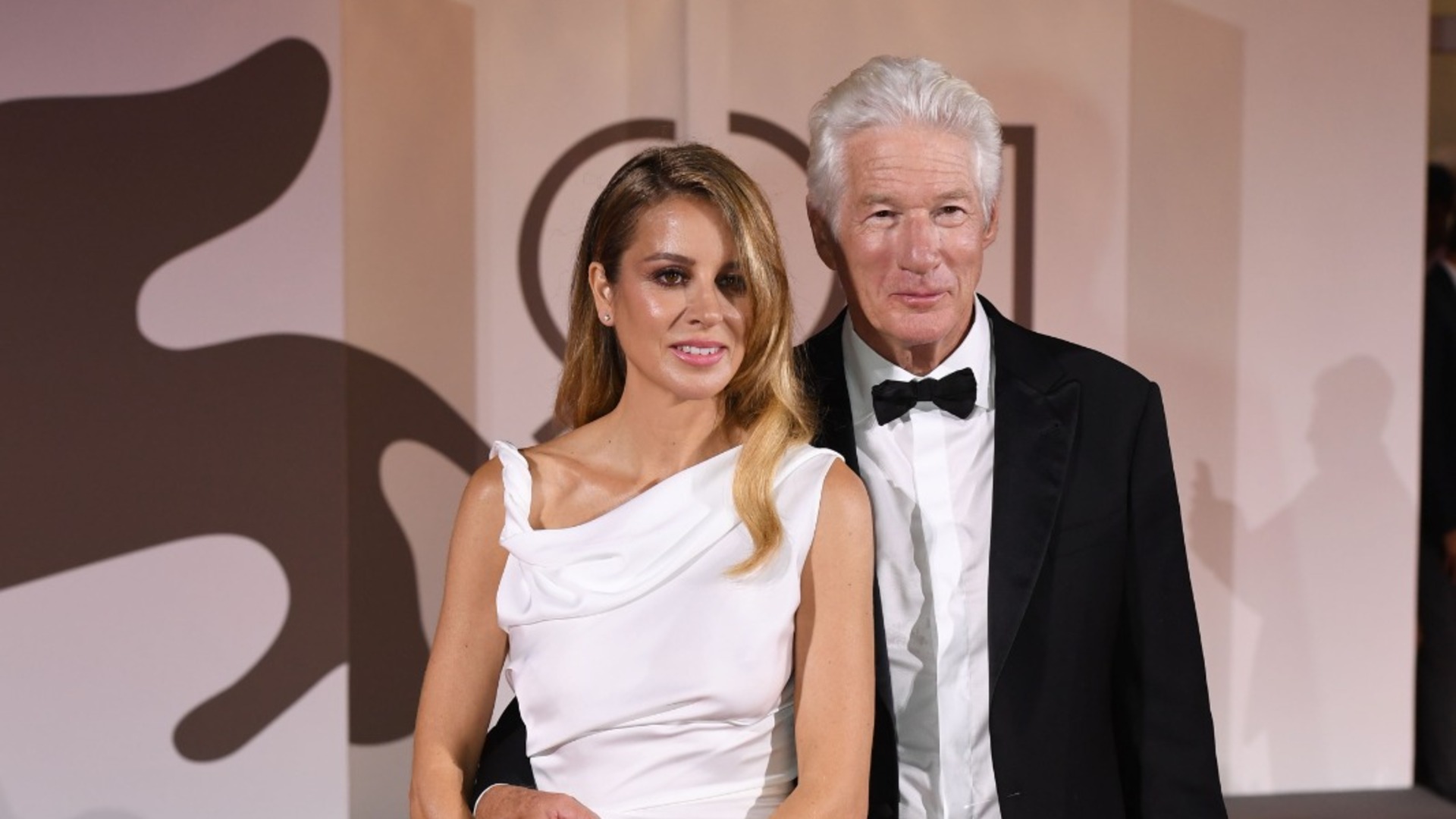 Richard Gere'nin Avrupa Rüyası Beklenenden Erken Sona Erdi: Hollywood Yıldızı Türkiye'ye Dönüyor!