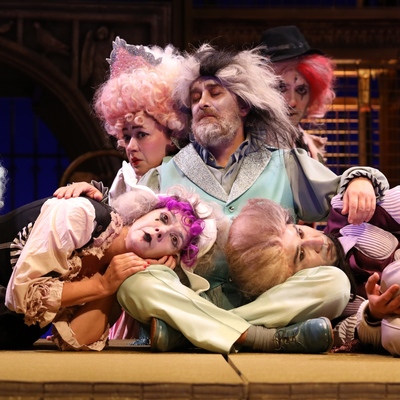 İBB Şehir Tiyatroları'nda 14 oyun var