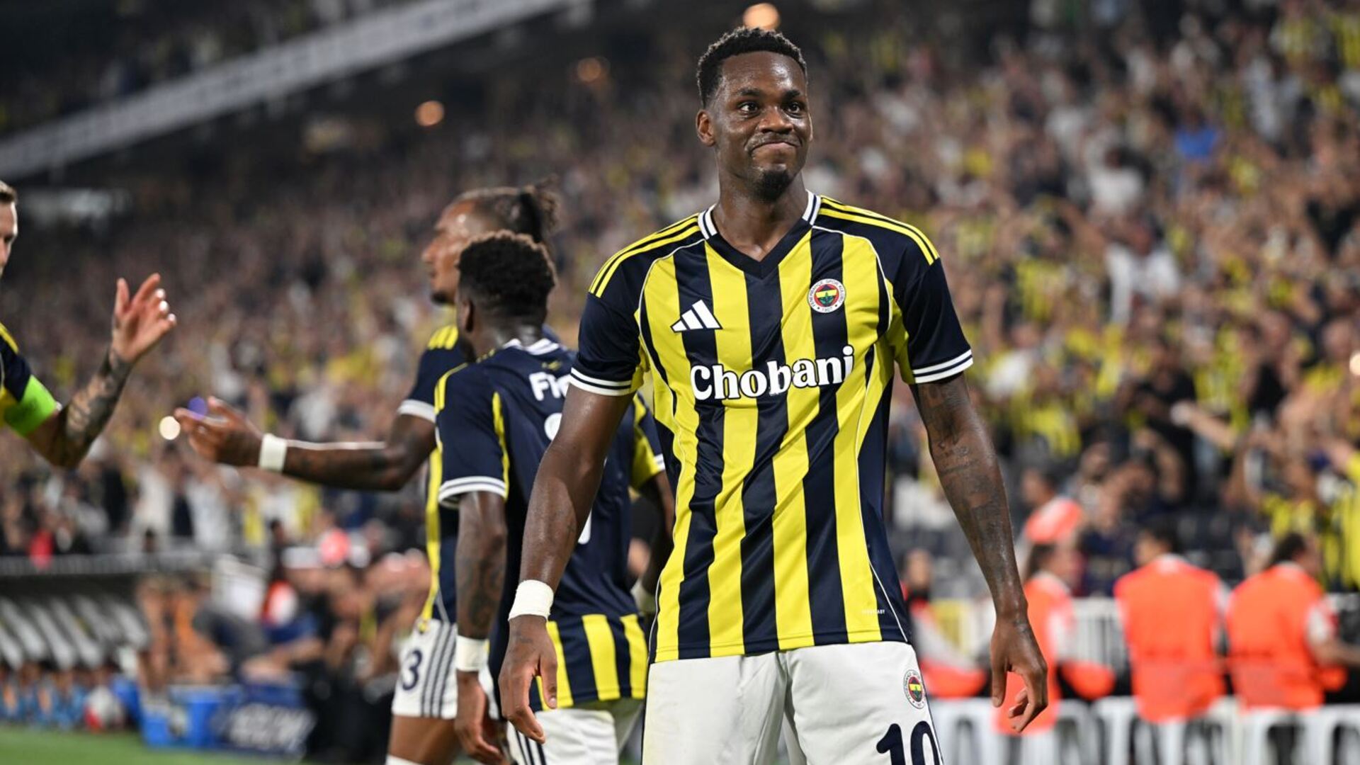 Fenerbahçe'de Jhon Duran Bombardımanı! Tedesco'nun Büyük Hamlesi Taraftarı Coşturacak