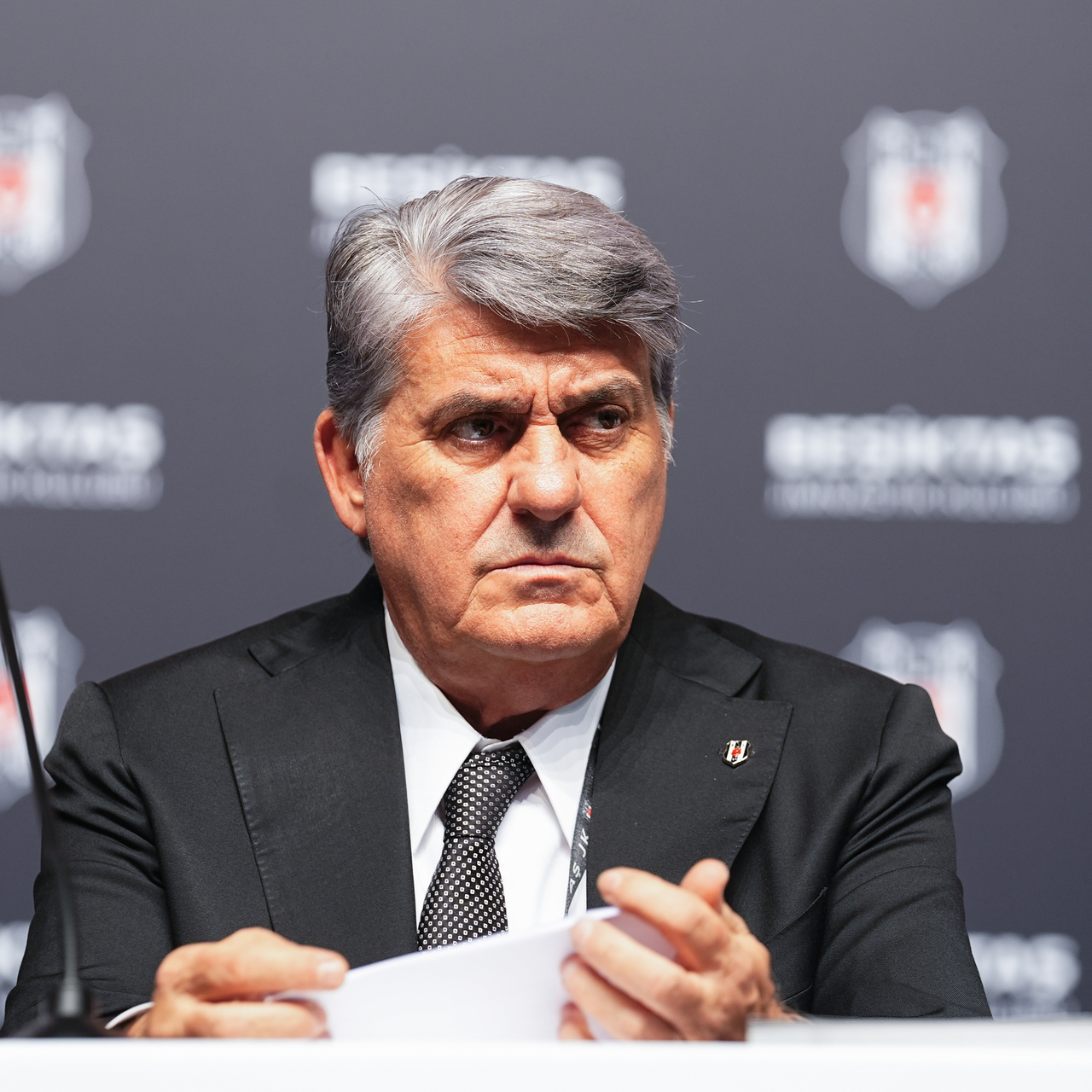 Serdal Adalı'dan toplantı kararı!