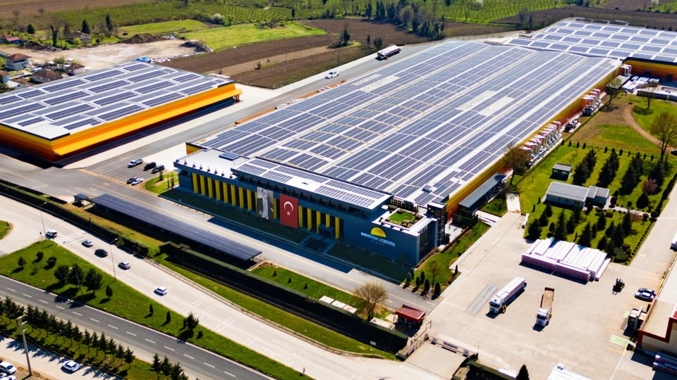 "Schmid-Pekintaş Giga Factory" binası LEED Gold Sertifikası aldı