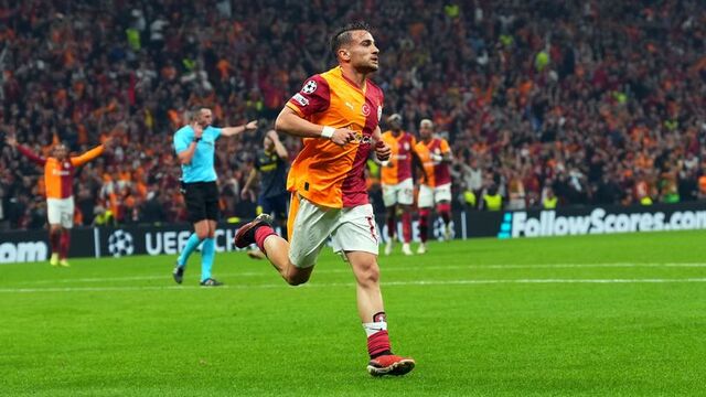 Yunus Akgün Ajax maçında yok!