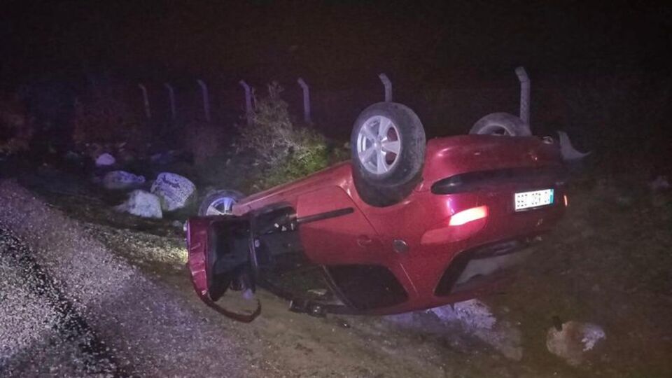 Otomobil şarampole devrildi: 1 ölü