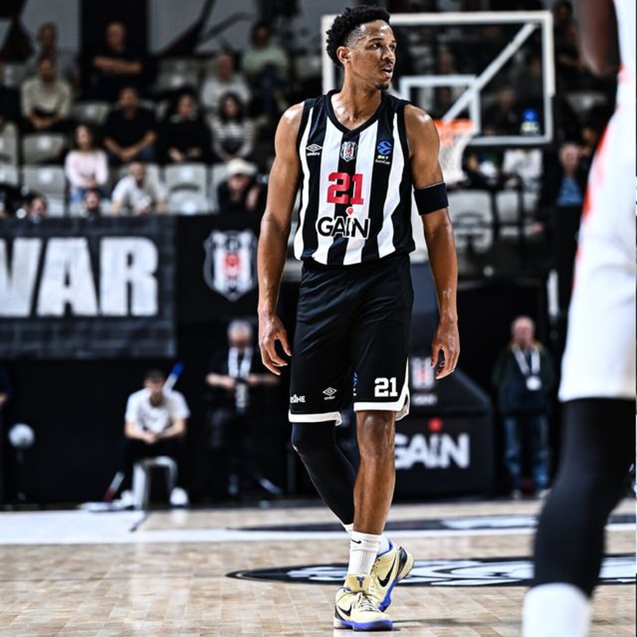 Beşiktaş GAİN, Karadağ deplasmanında mağlup!

Beşiktaş GAİN, Karadağ deplasmanında mağlup!