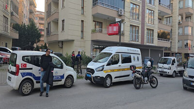 Bıçakla saldırıp kendini ihbar etti