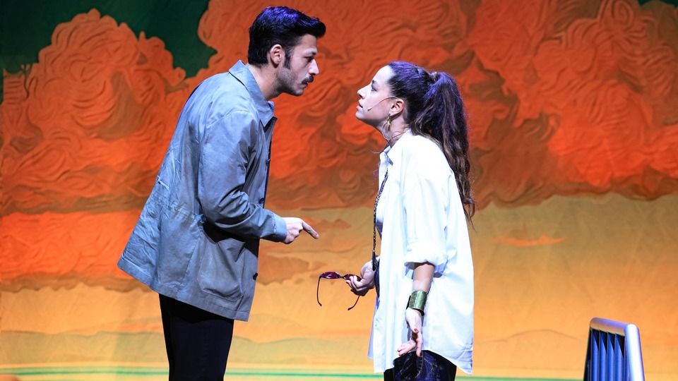 'Fora' Tiyatro Festivali'nde perdelerini açtı