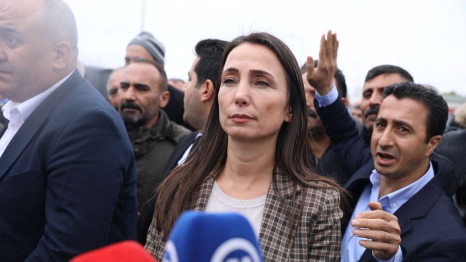 DEM Parti'den Demirtaş'a ziyaret