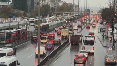 İstanbul'da trafik felç!