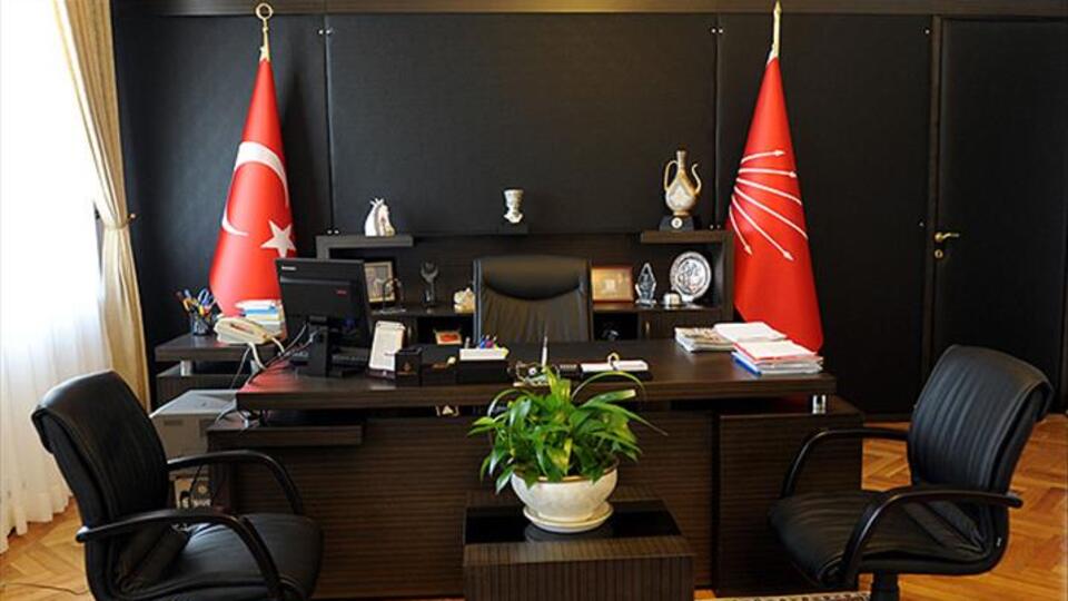 Eski CHP Genel Başkanı Kılıçdaroğlu çalışma ofisini taşıdı