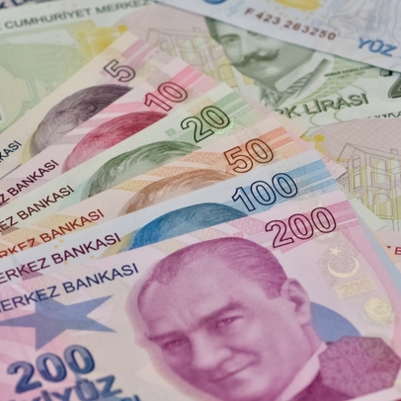 Yeni yılda asgari ücret ne kadar olacak?