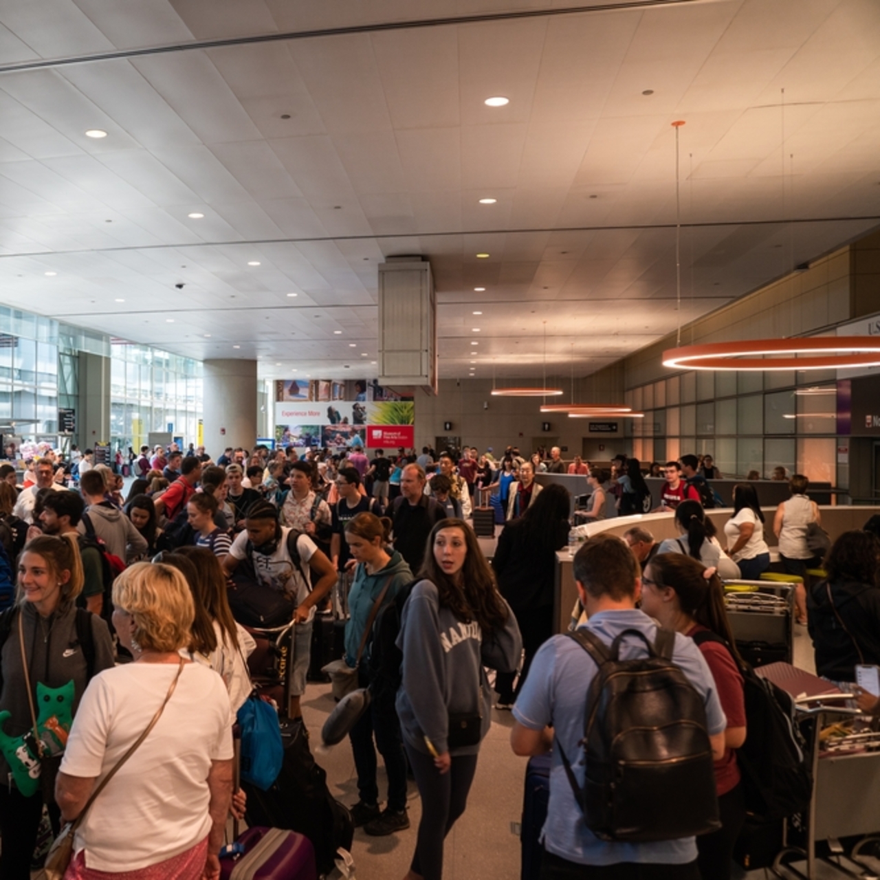 ABD'deki hükümet kapanması havacılık sektörüne darbe vurdu! İşte etkileri ve çözüm önerileri...