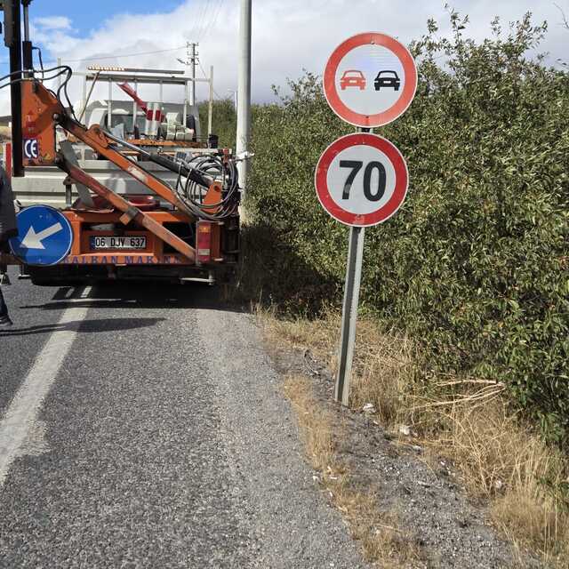 32 bin 485 trafik levhası kaldırıldı
