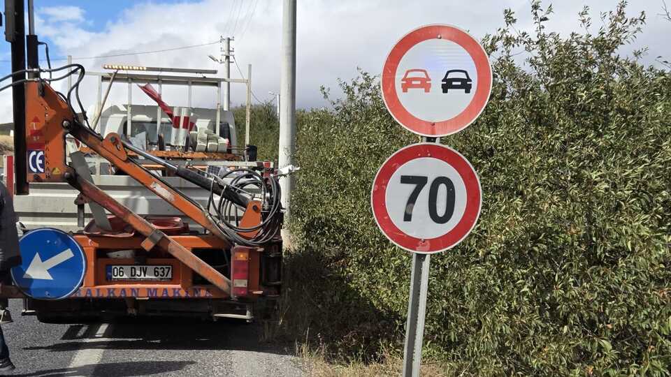 32 bin 485 trafik levhası kaldırıldı